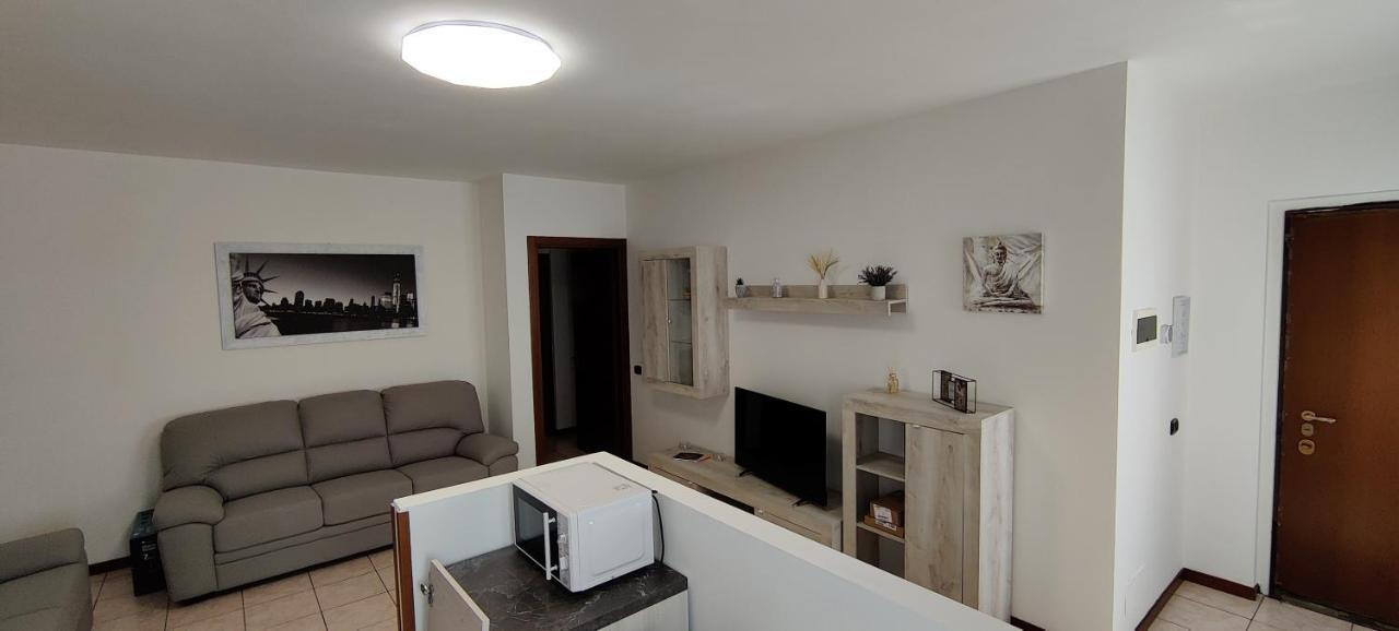 La Casa Ciarlasca Lacchiarella 외부 사진